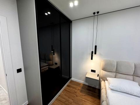 квартира по адресу Крайковского ул., 1