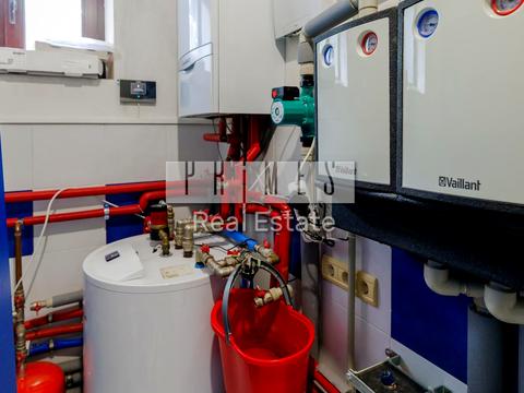 будинок за адресою 126-та Садова вул.