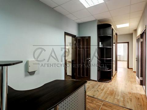 комерційна за адресою Євгена Коновальця вул. (Щорса), 32-А