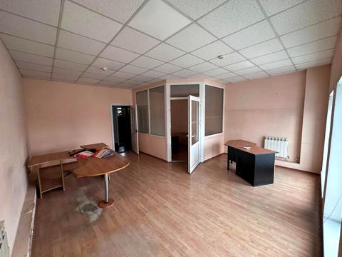 комерційна за адресою Святослава Хороброго вул., 1