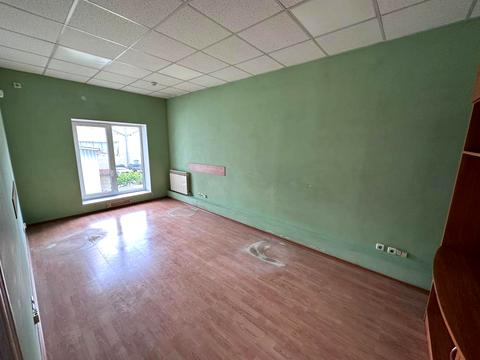 комерційна за адресою Святослава Хороброго вул., 1