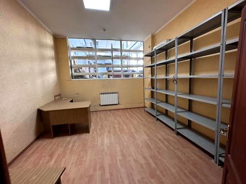 комерційна за адресою Святослава Хороброго вул., 1