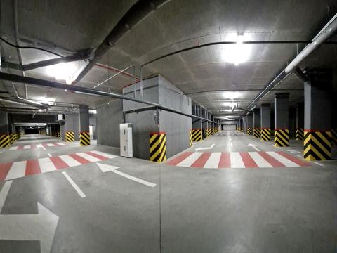 паркомісце за адресою Миколи Пимоненка вул. (), 5