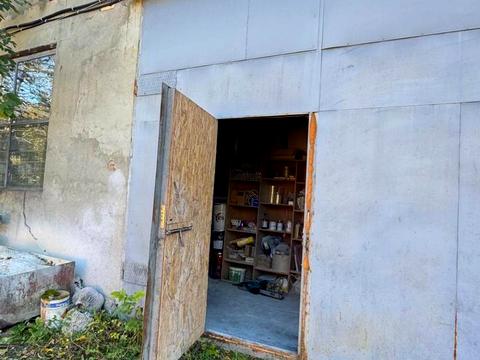 комерційна за адресою Молодіжна вул., 1