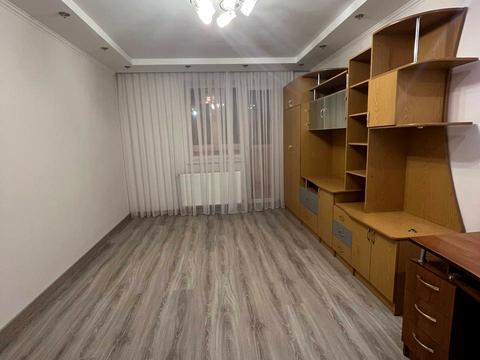 квартира за адресою Василя Симоненка вул., 31