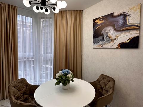 квартира по адресу Молодіжна 10, 10