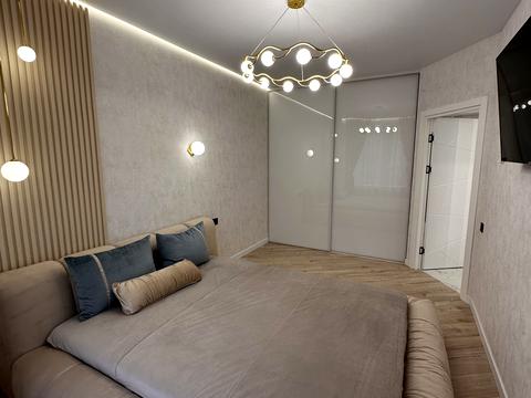 квартира по адресу Молодіжна 10, 10