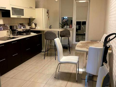 квартира за адресою Перлинна вул., 3