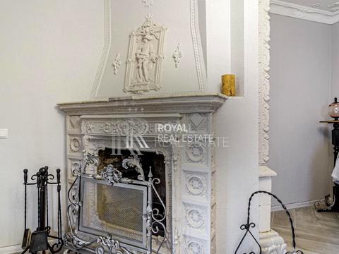 будинок за адресою Богатирська вул., 1