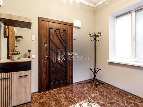 будинок за адресою Богатирська вул., 1