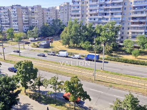 квартира за адресою Тростянецька вул., 8