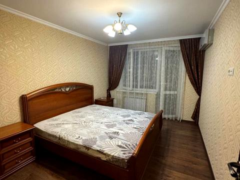 квартира за адресою Михайла Драгоманова вул. (Димитрова), 52