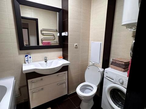 квартира за адресою Михайла Драгоманова вул. (Димитрова), 52