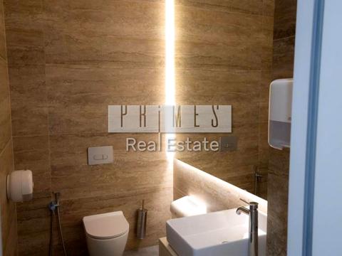 комерційна за адресою Київ, Богдана Хмельницького вул., 32