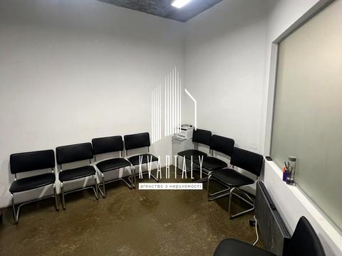 комерційна за адресою Велика Васильківська вул. (Червоноармійська), 72