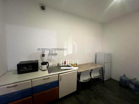 комерційна за адресою Велика Васильківська вул. (Червоноармійська), 72