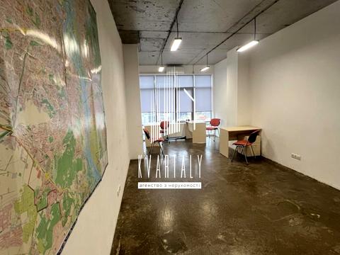 комерційна за адресою Велика Васильківська вул. (Червоноармійська), 72