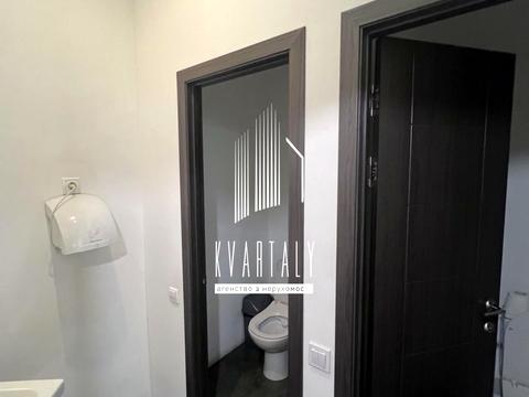 комерційна за адресою Велика Васильківська вул. (Червоноармійська), 72