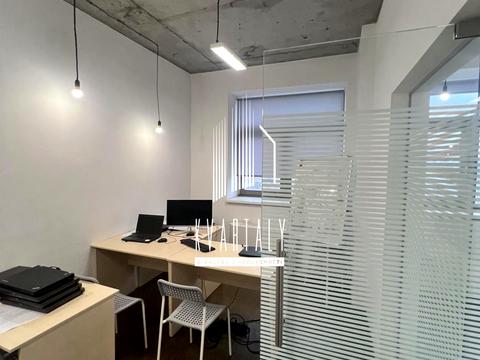 комерційна за адресою Велика Васильківська вул. (Червоноармійська), 72