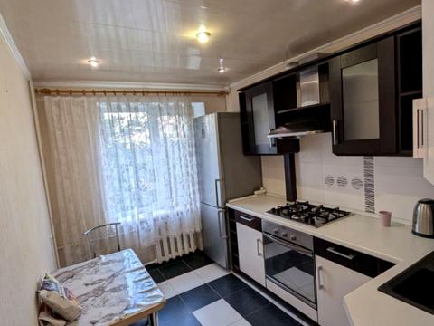 квартира за адресою Михайла Драгоманова вул. (Димитрова), 52