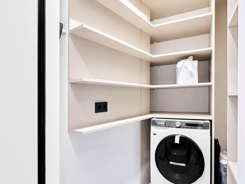 квартира за адресою Дніпровська набережна вул., 15-Є