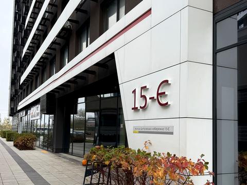 квартира за адресою Дніпровська набережна вул., 15-Є