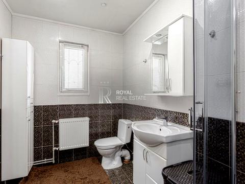 будинок за адресою Вишнева, 5