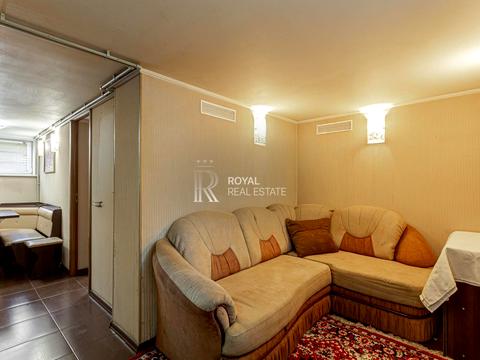 будинок за адресою Вишнева, 5