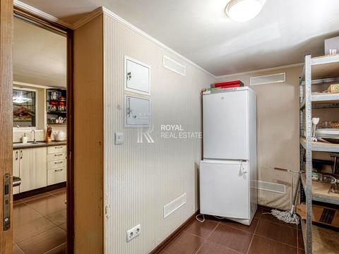 будинок за адресою Вишнева, 5