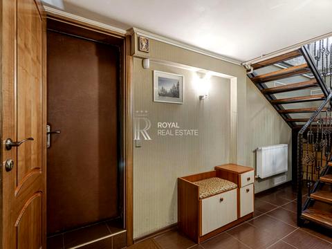 будинок за адресою Вишнева, 5