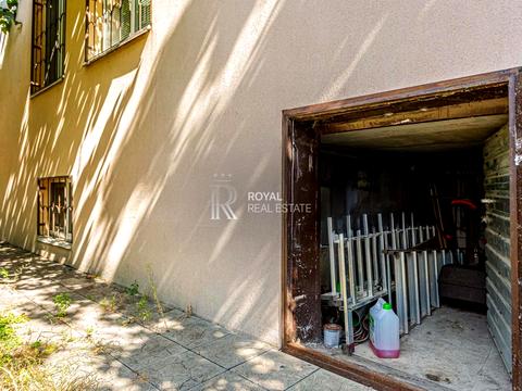 будинок за адресою Вишнева, 5