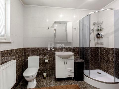 будинок за адресою Вишнева, 5