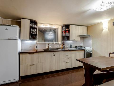 будинок за адресою Вишнева, 5