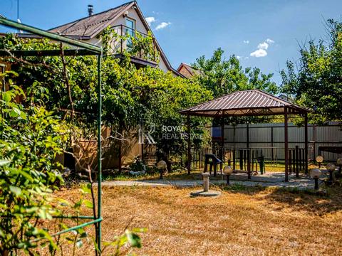 будинок за адресою Вишнева, 5