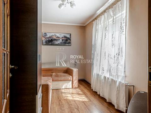 будинок за адресою Вишнева, 5