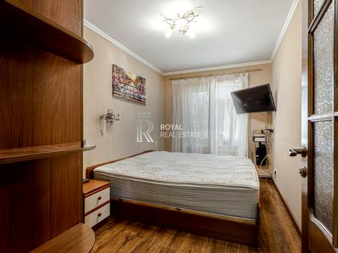 будинок за адресою Вишнева, 5