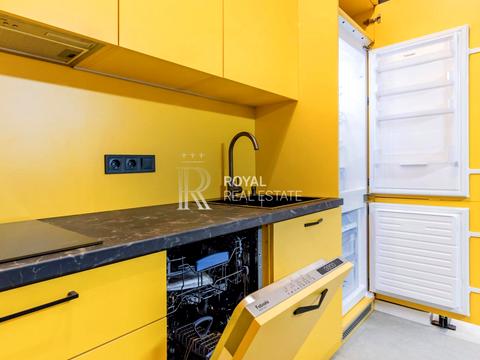 комерційна за адресою Богдана Хмельницького вул., 9