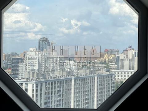 коммерческая по адресу Андрея Верхогляда ул. (Михайла Драгомирова), 17