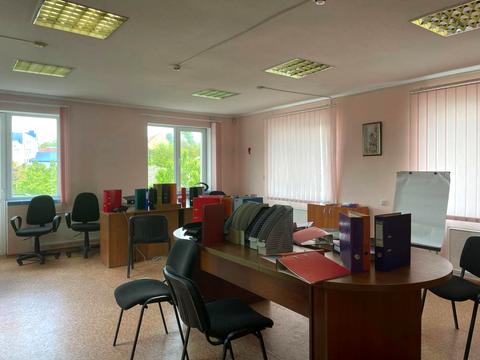 комерційна за адресою провулок Симона Петлюри, 1