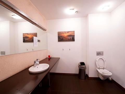 комерційна за адресою Велика Васильківська вул. (Червоноармійська), 72