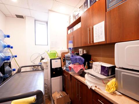 комерційна за адресою Велика Васильківська вул. (Червоноармійська), 72