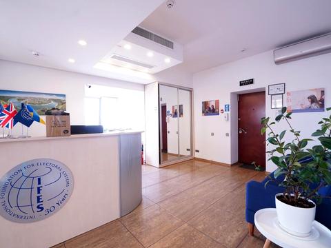 комерційна за адресою Велика Васильківська вул. (Червоноармійська), 72