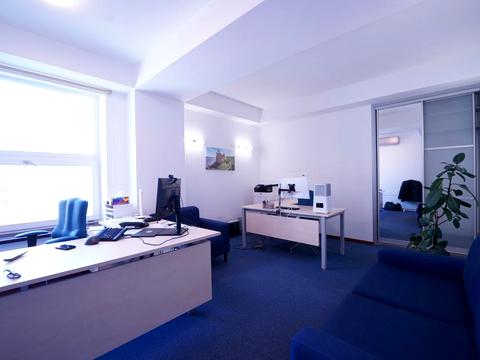 комерційна за адресою Велика Васильківська вул. (Червоноармійська), 72