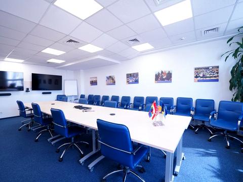 комерційна за адресою Велика Васильківська вул. (Червоноармійська), 72