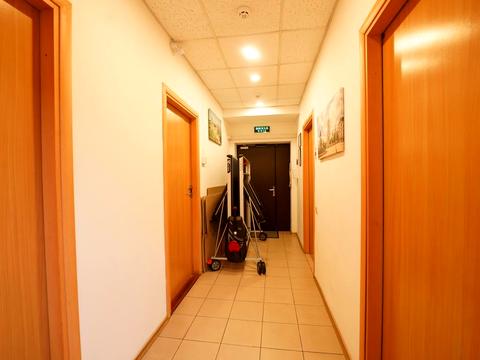 комерційна за адресою Велика Васильківська вул. (Червоноармійська), 72