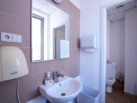 комерційна за адресою Велика Васильківська вул. (Червоноармійська), 72