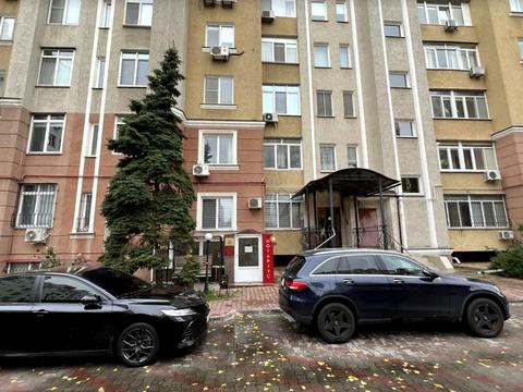 коммерческая по адресу Довженко ул., 6а