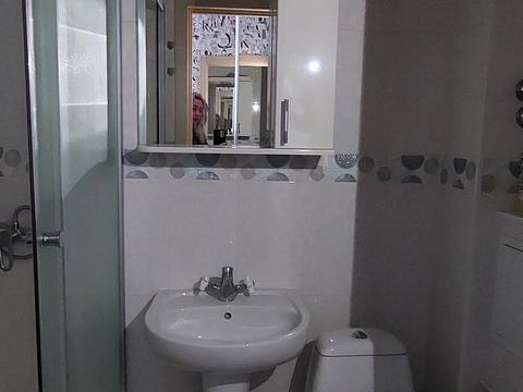 квартира за адресою Добровольців вул., 4