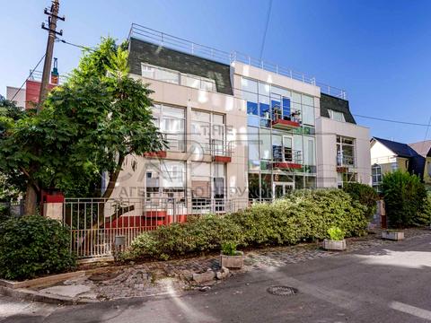 комерційна за адресою Менделєєва вул., 23