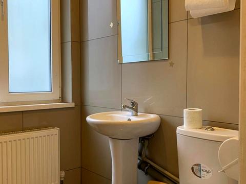 комерційна за адресою Троїцька вул., 33а